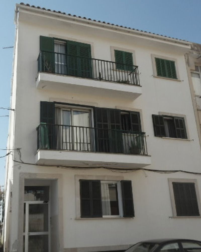 Wohnung In Zentraler, Ruhiger Lage In Campos